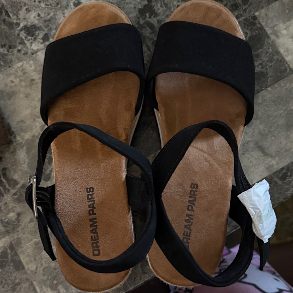 Dream Pairs Women's Elegant Black Sandals